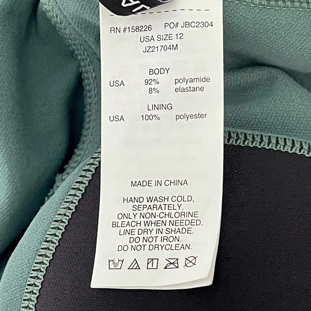 JANTZEN One Piece Surplice Swimsuit Solid Green Lined Stretch Tummy Friendly - Picture 9 of 9